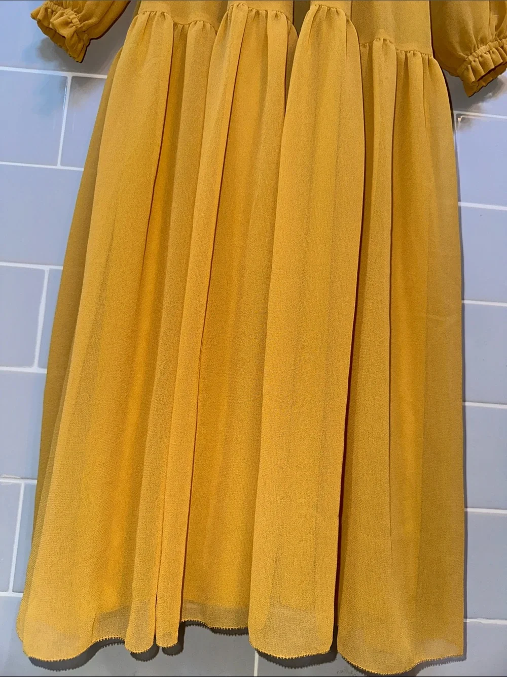 Aritzia Wilfred Rosalyn Dress - Picture 14 of 17